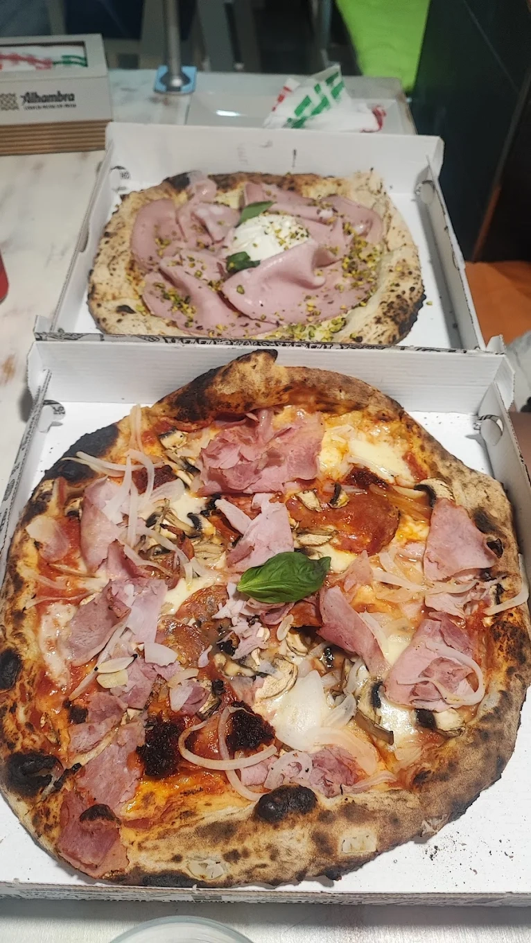 Pizzería La Vespa — 2